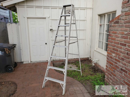 8' Stepmaster A-Frame Ladder