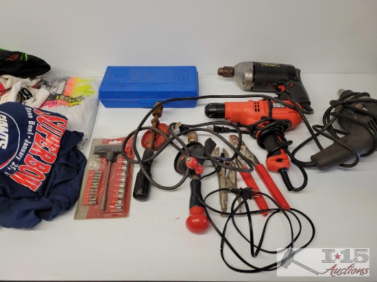 (17) Tools and T-Shirt Collection