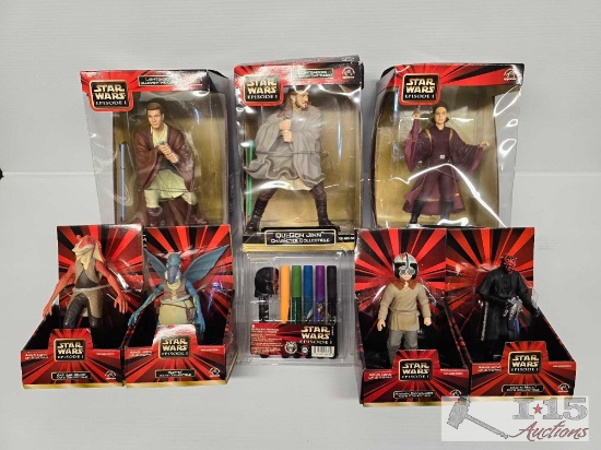 (8) Star Wars Collectables/Washable Markers