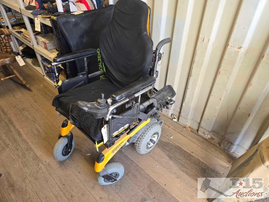 Quickie P-222 SE Electric Wheel Chair