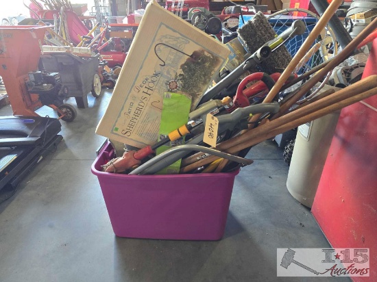 Tote Of Tools