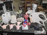 Art, Magnifying Glasses, Vases, Corral