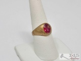 10k Gold Dark Pink Stone Ring, 2.9g