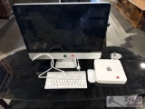 iMac Desktop with Keyboard & Mouse