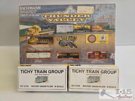 Bachmann N-Scale Thunder Valley Model Train Set and (2) Tichy Train Group N-Scale Rotary Snow Plows
