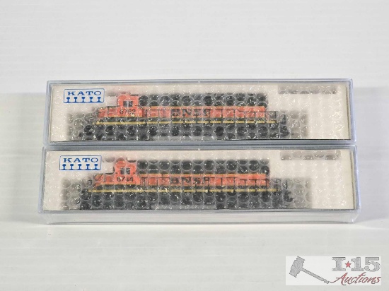 (2) Kato N Scale Locomotive Model Trains