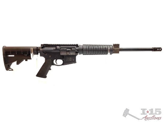 Smith & Wesson M&P 15 5.56 Semi-Auto Rifle
