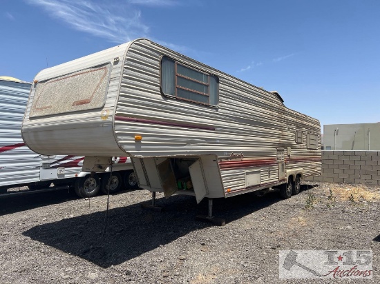 1984 KIT Companion 334 Trailer