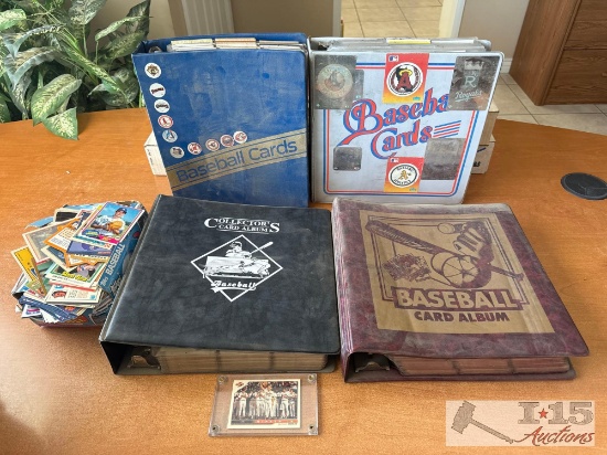 Over 4000 Baseball Cards with (4) Albums