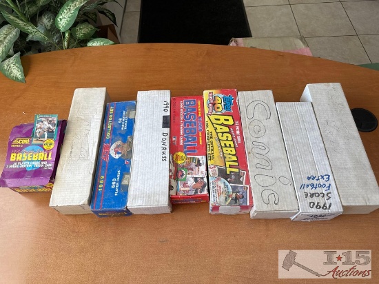 Over 5000 Baseball, Basketball, Football and Comic Cards