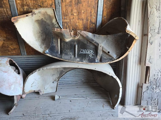 2 Classic Vehicle Front Fenders