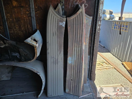 2 Classic Vehicle Side Steps