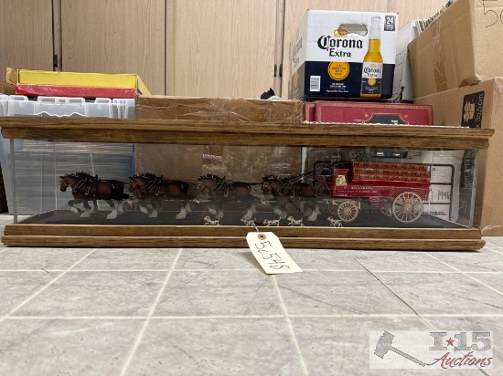 Budweiser Decor Figurine in Wooden Box