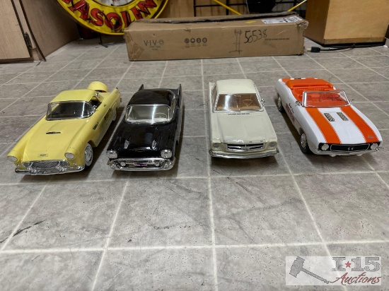 4 Classes Car Decanter