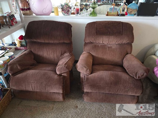 (2) Vintage Recliners