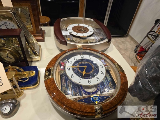 (2) Seiko Melodies in Motion Clocks
