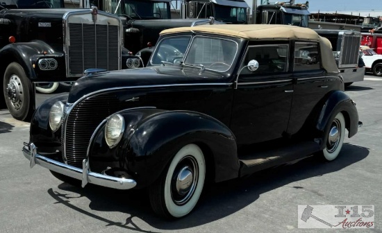 1938 Ford Sedan Convertible