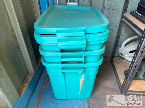 3 Rubbermaid Roughneck Totes with Lids