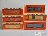 6 Lionel Box Cars