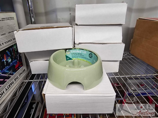 (8) Enriched Life Forage Bowls
