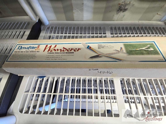 Dynaflite wanderer 2 Meter Entry-Level Sailplane Model Kit