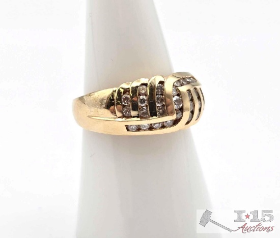 14K Gold Ring with Diamonds, 5.31g