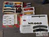 (9) Bachmann HO Scale Model Trains