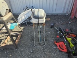 Evinrude Fisherman 5.5 Trolling Motor with Stand