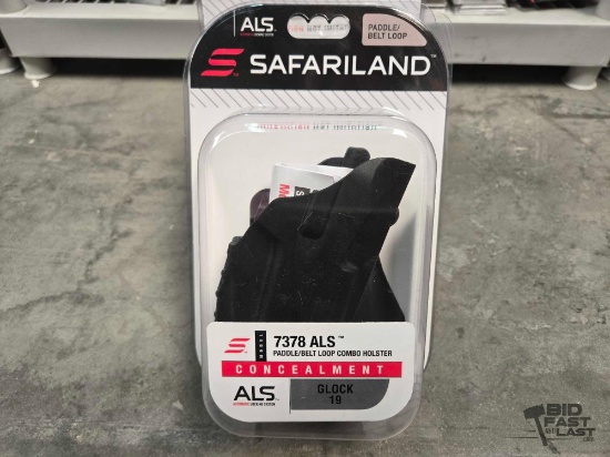 NEW!!! (3) Safariland Holsters