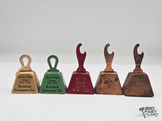 (5) Christmas Bells