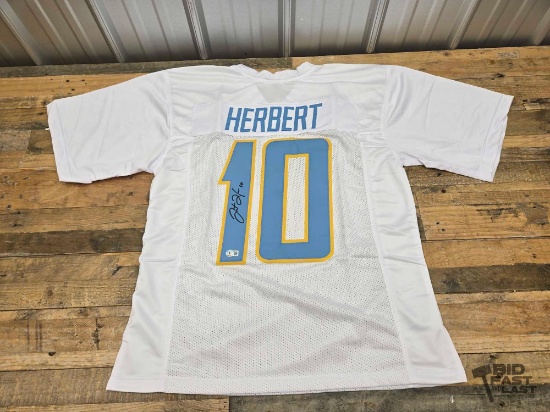 Los Angeles Chargers #10 Justin Herbert Signed Jersey