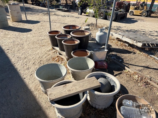 Outdoor Pots And Planters
