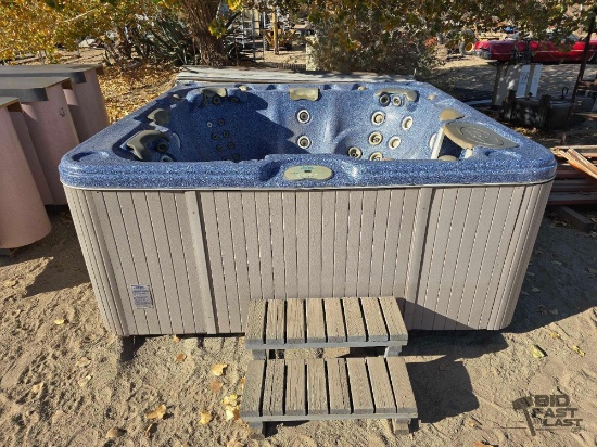Cal Spas Jacuzzi with Cover