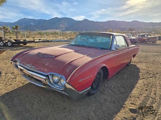 1961 Ford Thunderbird