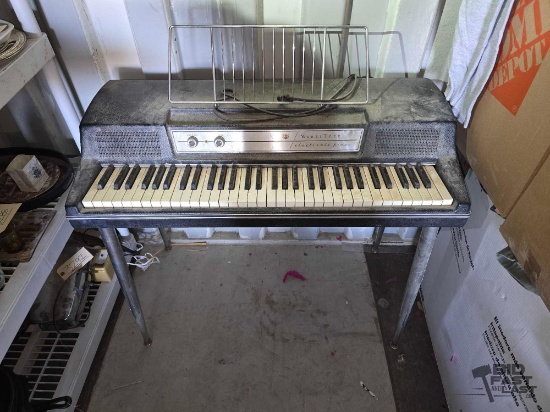 Wurlitzer 200A Electric Piano