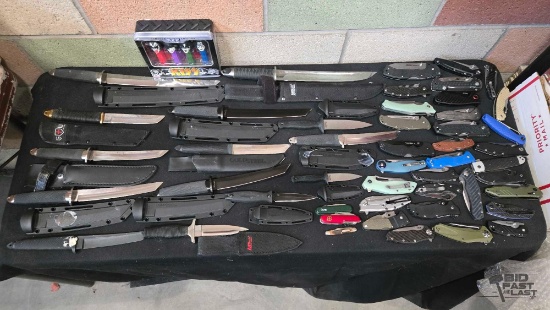 Knives with Sheaths, Pocket Knives and Multi-Tools