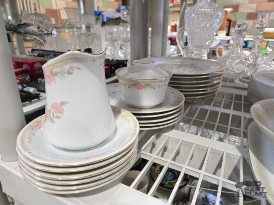 Fairfield China Set