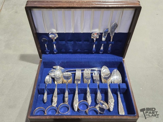 Silverware Set