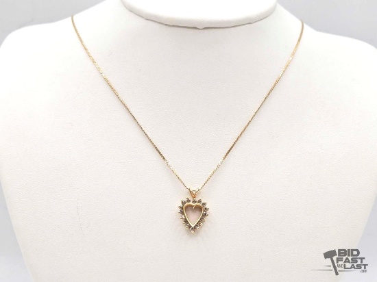 14K Gold Diamond Heart Necklace, 3.90g