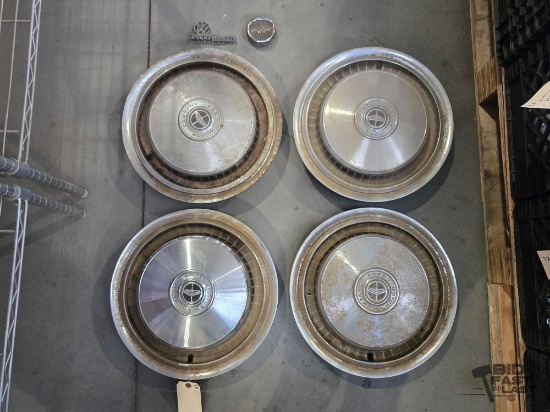 Ford Motor Company Wheel Covers, Chevy Horn Cap & Volkswagen Emblem