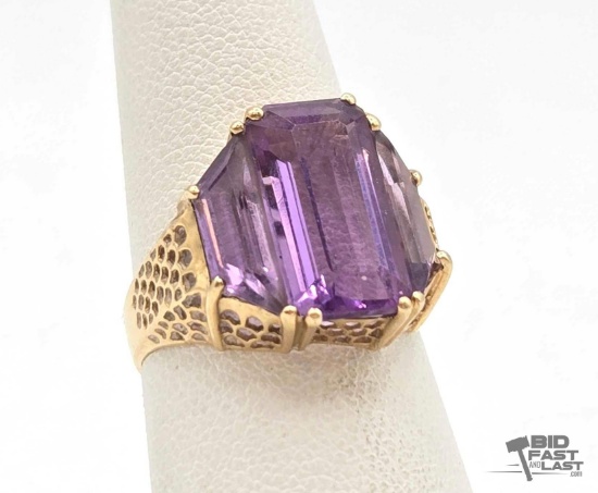 14K Gold Purple Semi-Precious Stone Ring, 3.33g