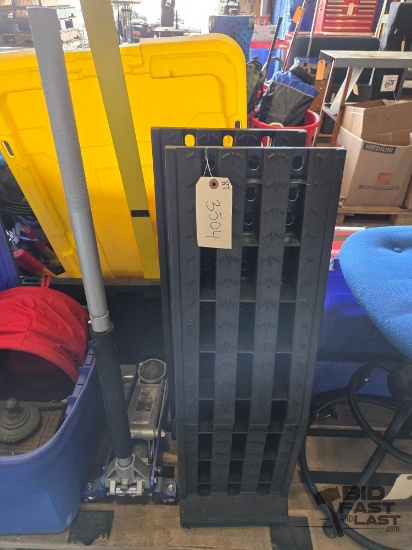 Pair of Ramps and 1.5 Ton Racing Floor Jack
