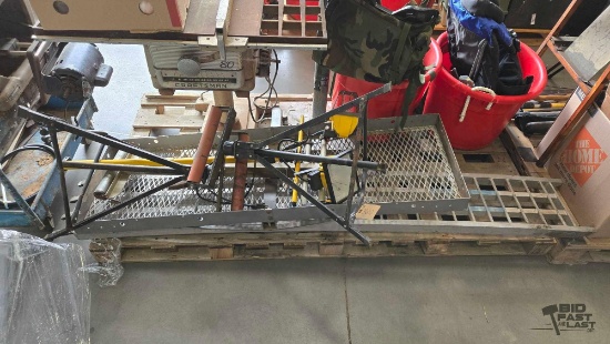 Work Lights, Cargo Wrack, Ramp and Metal Rollers