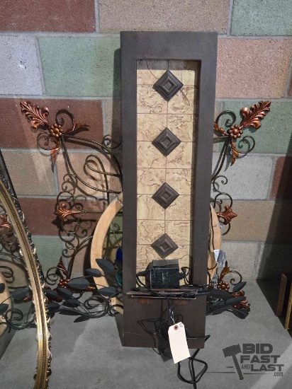 (4) Wall Decorations