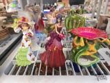 Figures, Wax Warmer & Candle Holder
