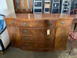 Woodem Dresser