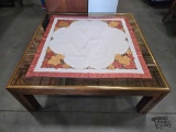 Wood Coffee Table With Glass Top & Table Cover