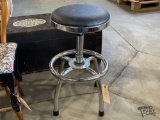 Swivel Bar Stool