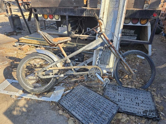 Schwinn StingRay Chopper