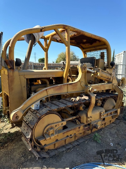 International TD9 Dozer